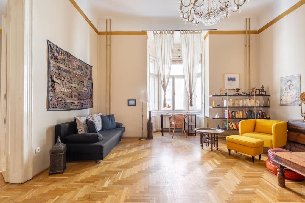 Bourgeois Boheme Apt. 88 M² City Center Budapest Exterior photo